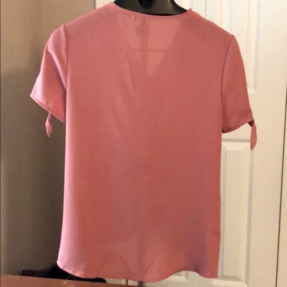 ❤️ONLY ONE LEFT!❤️❤️Womens Pink Blouse - Picture 5 of 8
